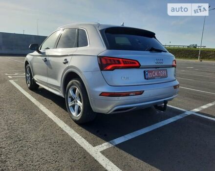 Серый Ауди Ку 5, объемом двигателя 2 л и пробегом 140 тыс. км за 30800 $, фото 4 на Automoto.ua