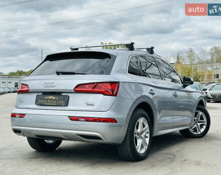 Сірий Ауді Ку 5, об'ємом двигуна 2 л та пробігом 76 тис. км за 26500 $, фото 1 на Automoto.ua