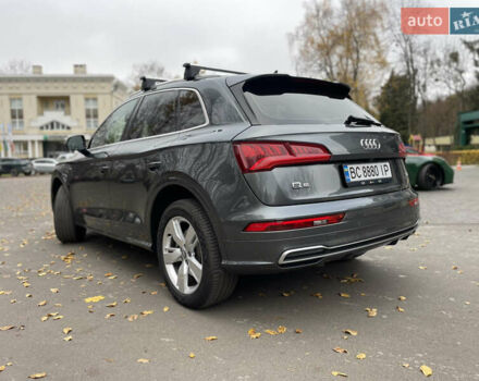 Серый Ауди Ку 5, объемом двигателя 1.97 л и пробегом 125 тыс. км за 35000 $, фото 3 на Automoto.ua