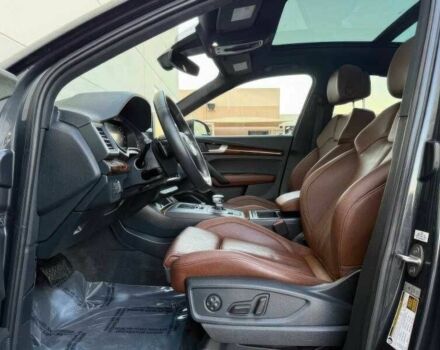 Сірий Ауді Ку 5, об'ємом двигуна 2 л та пробігом 89 тис. км за 9000 $, фото 7 на Automoto.ua