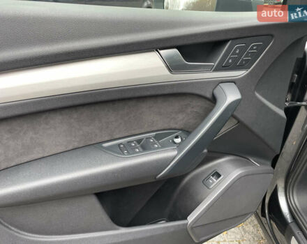 Серый Ауди Ку 5, объемом двигателя 1.97 л и пробегом 125 тыс. км за 35000 $, фото 22 на Automoto.ua