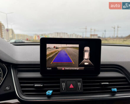 Сірий Ауді Ку 5, об'ємом двигуна 2 л та пробігом 136 тис. км за 24999 $, фото 61 на Automoto.ua