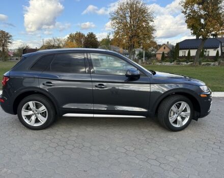 Сірий Ауді Ку 5, об'ємом двигуна 2 л та пробігом 220 тис. км за 21000 $, фото 1 на Automoto.ua