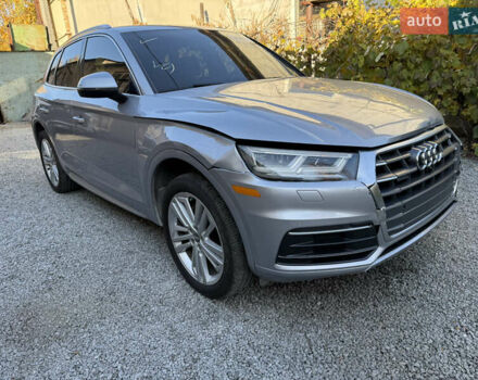 Сірий Ауді Ку 5, об'ємом двигуна 2 л та пробігом 148 тис. км за 20550 $, фото 3 на Automoto.ua