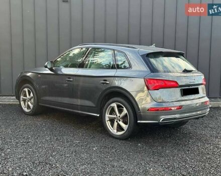 Сірий Ауді Ку 5, об'ємом двигуна 3 л та пробігом 174 тис. км за 40800 $, фото 5 на Automoto.ua