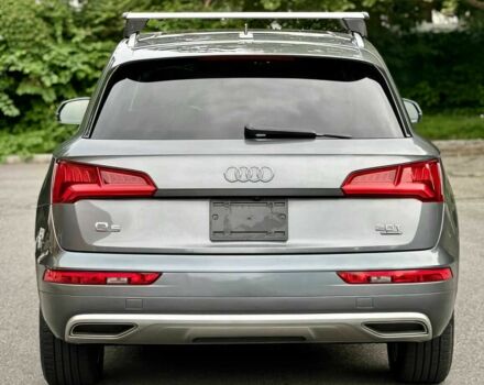 Сірий Ауді Ку 5, об'ємом двигуна 2 л та пробігом 32 тис. км за 17500 $, фото 4 на Automoto.ua