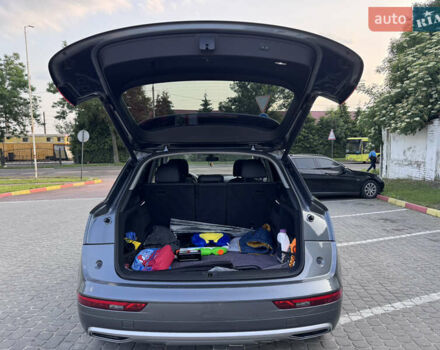 Сірий Ауді Ку 5, об'ємом двигуна 1.98 л та пробігом 47 тис. км за 33500 $, фото 9 на Automoto.ua