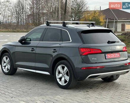 Серый Ауди Ку 5, объемом двигателя 1.98 л и пробегом 223 тыс. км за 21700 $, фото 1 на Automoto.ua