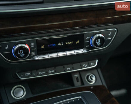 Серый Ауди Ку 5, объемом двигателя 1.98 л и пробегом 127 тыс. км за 27500 $, фото 29 на Automoto.ua