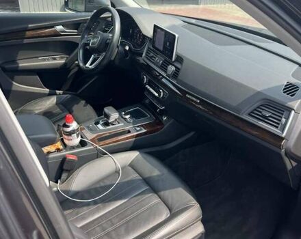 Серый Ауди Ку 5, объемом двигателя 1.98 л и пробегом 118 тыс. км за 24950 $, фото 7 на Automoto.ua