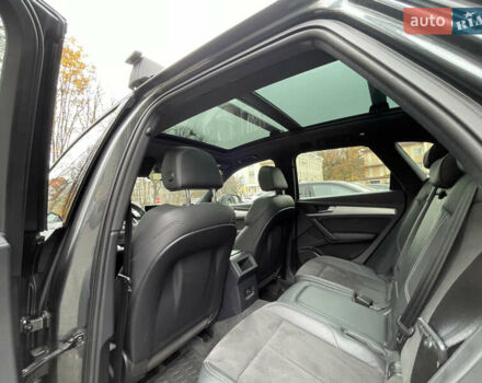 Серый Ауди Ку 5, объемом двигателя 1.97 л и пробегом 125 тыс. км за 35000 $, фото 25 на Automoto.ua