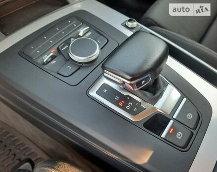 Серый Ауди Ку 5, объемом двигателя 2 л и пробегом 140 тыс. км за 30800 $, фото 15 на Automoto.ua