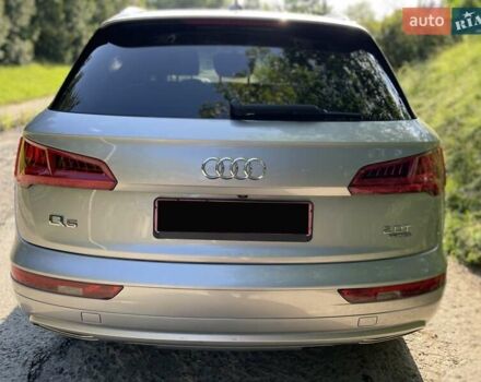 Серый Ауди Ку 5, объемом двигателя 2 л и пробегом 190 тыс. км за 19999 $, фото 6 на Automoto.ua