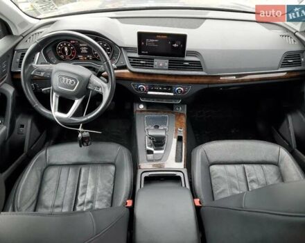 Серый Ауди Ку 5, объемом двигателя 2 л и пробегом 123 тыс. км за 26300 $, фото 4 на Automoto.ua