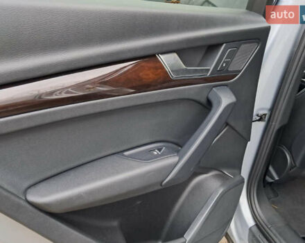 Сірий Ауді Ку 5, об'ємом двигуна 1.98 л та пробігом 147 тис. км за 24900 $, фото 23 на Automoto.ua