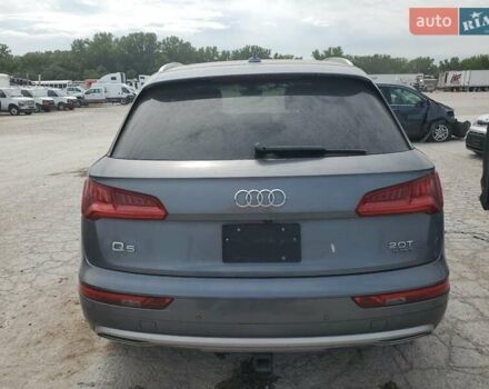 Серый Ауди Ку 5, объемом двигателя 1.98 л и пробегом 183 тыс. км за 6800 $, фото 4 на Automoto.ua