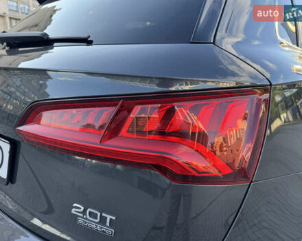 Серый Ауди Ку 5, объемом двигателя 1.98 л и пробегом 98 тыс. км за 25900 $, фото 8 на Automoto.ua