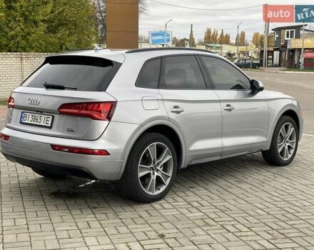 Сірий Ауді Ку 5, об'ємом двигуна 1.98 л та пробігом 84 тис. км за 27900 $, фото 4 на Automoto.ua