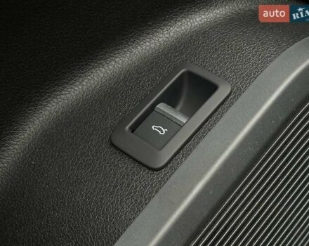 Сірий Ауді Ку 5, об'ємом двигуна 1.98 л та пробігом 179 тис. км за 26900 $, фото 35 на Automoto.ua