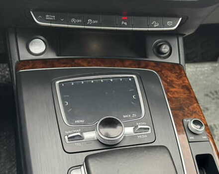 Серый Ауди Ку 5, объемом двигателя 2 л и пробегом 169 тыс. км за 23600 $, фото 14 на Automoto.ua