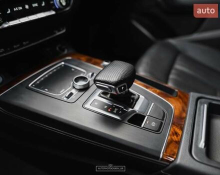 Серый Ауди Ку 5, объемом двигателя 2 л и пробегом 199 тыс. км за 29999 $, фото 29 на Automoto.ua