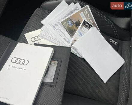 Серый Ауди Ку 5, объемом двигателя 1.97 л и пробегом 125 тыс. км за 35000 $, фото 37 на Automoto.ua