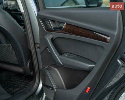 Серый Ауди Ку 5, объемом двигателя 1.98 л и пробегом 127 тыс. км за 27500 $, фото 41 на Automoto.ua