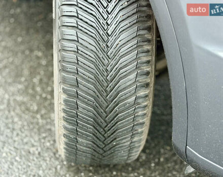 Сірий Ауді Ку 5, об'ємом двигуна 2 л та пробігом 136 тис. км за 24999 $, фото 24 на Automoto.ua