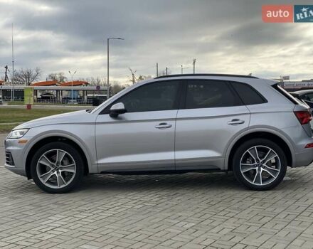 Сірий Ауді Ку 5, об'ємом двигуна 1.98 л та пробігом 84 тис. км за 27900 $, фото 1 на Automoto.ua