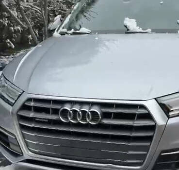 Сірий Ауді Ку 5, об'ємом двигуна 1.98 л та пробігом 147 тис. км за 24900 $, фото 3 на Automoto.ua