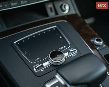 Серый Ауди Ку 5, объемом двигателя 1.98 л и пробегом 127 тыс. км за 27500 $, фото 30 на Automoto.ua