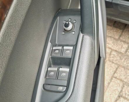 Серый Ауди Ку 5, объемом двигателя 1.98 л и пробегом 185 тыс. км за 27400 $, фото 15 на Automoto.ua