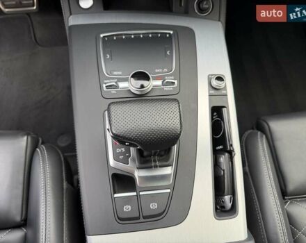 Серый Ауди Ку 5, объемом двигателя 2.97 л и пробегом 71 тыс. км за 53500 $, фото 36 на Automoto.ua