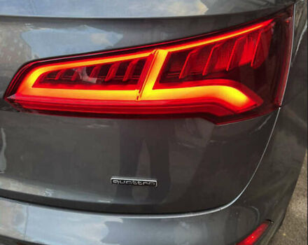 Серый Ауди Ку 5, объемом двигателя 1.98 л и пробегом 55 тыс. км за 27800 $, фото 61 на Automoto.ua