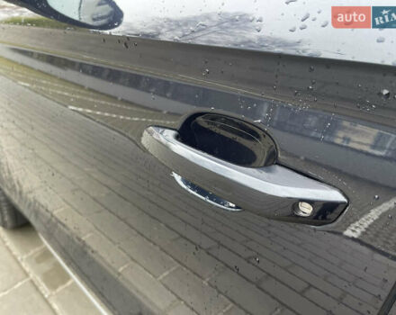 Сірий Ауді Ку 5, об'ємом двигуна 2 л та пробігом 300 тис. км за 19900 $, фото 15 на Automoto.ua