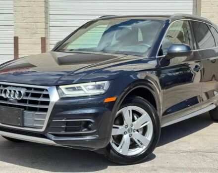 Ауди Ку 5 2019 в Полтаве на Automoto.ua Серый Ауди Ку 5, объемом двигателя 2 л и пробегом 33 тыс. км за 12500 $, фото 2 на Automoto.ua