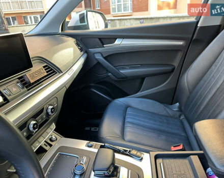 Серый Ауди Ку 5, объемом двигателя 1.97 л и пробегом 85 тыс. км за 38000 $, фото 16 на Automoto.ua