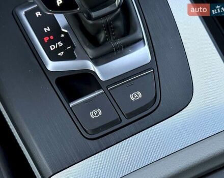 Сірий Ауді Ку 5, об'ємом двигуна 2 л та пробігом 220 тис. км за 29900 $, фото 56 на Automoto.ua