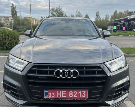 Ауді Ку 5 2019 у Ужгороді на Automoto.ua Сірий Ауді Ку 5, об'ємом двигуна 2 л та пробігом 210 тис. км за 39999 $, фото 1 на Automoto.ua