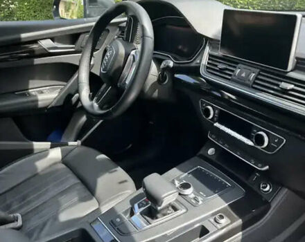 Сірий Ауді Ку 5, об'ємом двигуна 1.98 л та пробігом 97 тис. км за 28000 $, фото 7 на Automoto.ua