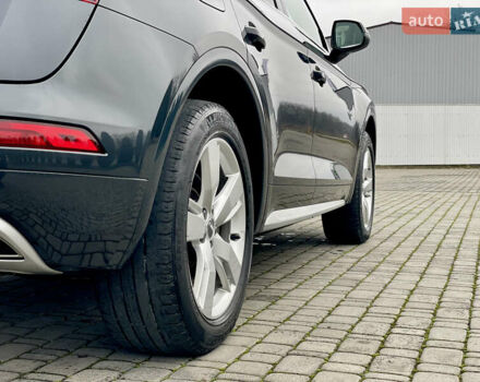 Серый Ауди Ку 5, объемом двигателя 1.98 л и пробегом 189 тыс. км за 23700 $, фото 15 на Automoto.ua