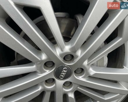 Сірий Ауді Ку 5, об'ємом двигуна 2 л та пробігом 300 тис. км за 21000 $, фото 20 на Automoto.ua