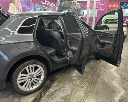 Сірий Ауді Ку 5, об'ємом двигуна 1.98 л та пробігом 34 тис. км за 33000 $, фото 40 на Automoto.ua