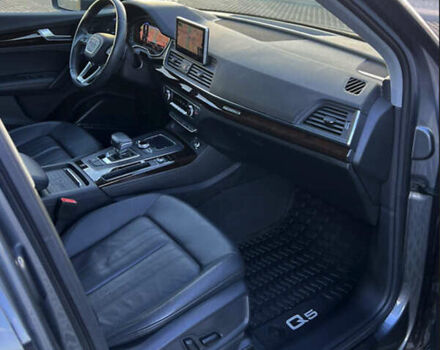 Серый Ауди Ку 5, объемом двигателя 1.98 л и пробегом 55 тыс. км за 27800 $, фото 36 на Automoto.ua