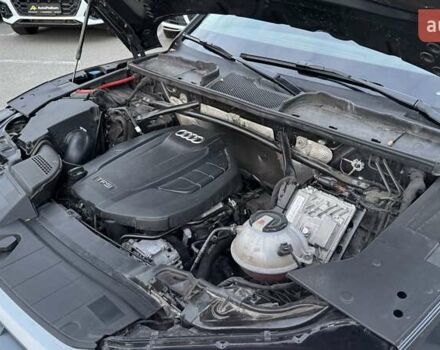 Серый Ауди Ку 5, объемом двигателя 1.98 л и пробегом 52 тыс. км за 28999 $, фото 36 на Automoto.ua