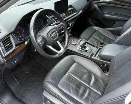Серый Ауди Ку 5, объемом двигателя 1.98 л и пробегом 170 тыс. км за 24000 $, фото 8 на Automoto.ua