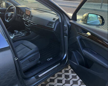 Серый Ауди Ку 5, объемом двигателя 1.98 л и пробегом 55 тыс. км за 27800 $, фото 37 на Automoto.ua