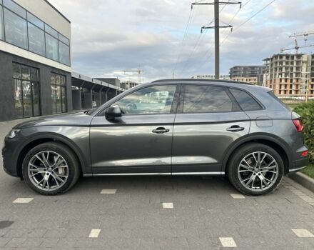 Ауді Ку 5 2019 у Ужгороді на Automoto.ua Сірий Ауді Ку 5, об'ємом двигуна 2 л та пробігом 210 тис. км за 39999 $, фото 2 на Automoto.ua