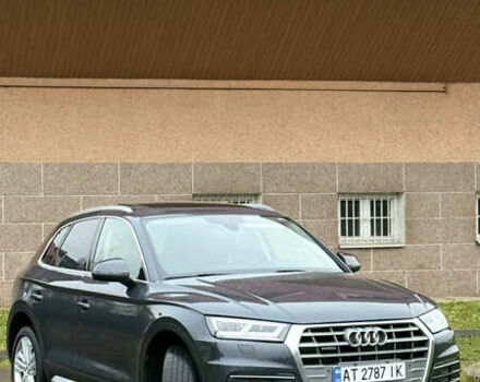 Серый Ауди Ку 5, объемом двигателя 1.98 л и пробегом 103 тыс. км за 28999 $, фото 4 на Automoto.ua