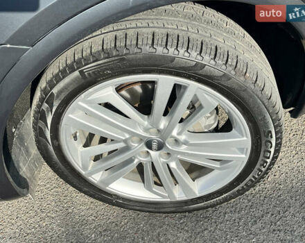 Серый Ауди Ку 5, объемом двигателя 1.98 л и пробегом 85 тыс. км за 27500 $, фото 55 на Automoto.ua